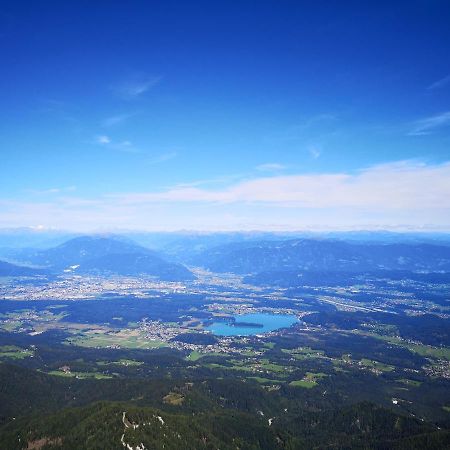 Gaestehaus Lutschounig 팍암시 외부 사진