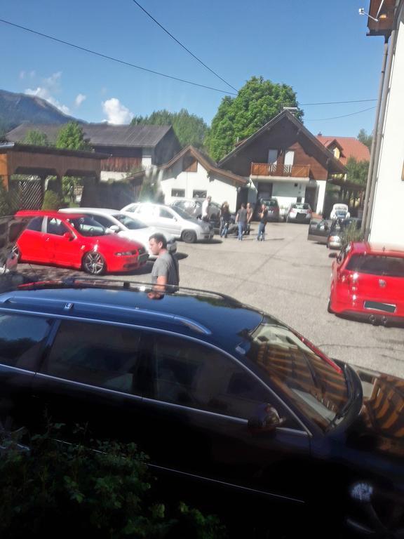 Gaestehaus Lutschounig 팍암시 외부 사진